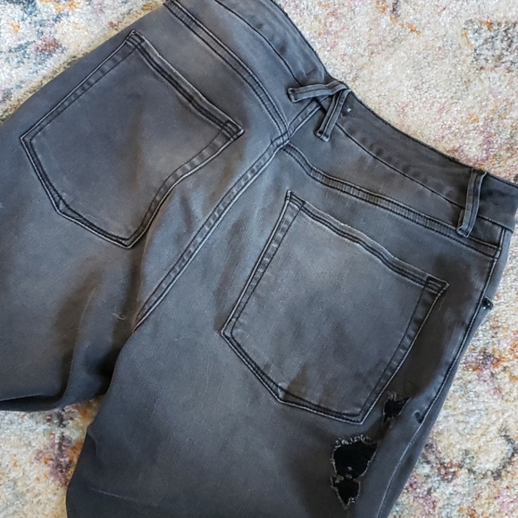 Good American good legs crop jeans - Picture 3 of 3